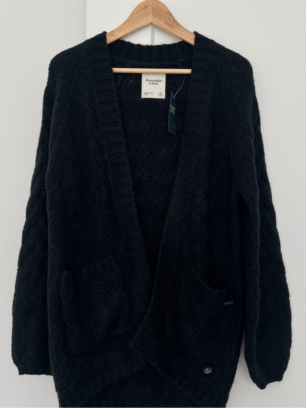 NWT Abercrombie & Fitch Open-Front Cable Knit Cardigan Sweater Black Size S